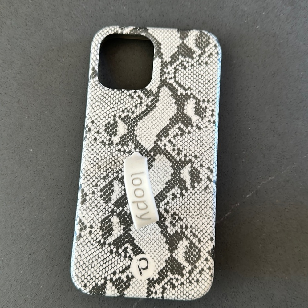 Loopy snakeskin iPhone 12 Pro case